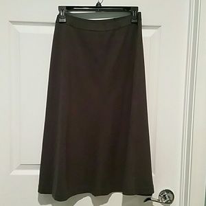 Super cute dark gray knee length skirt Size Large